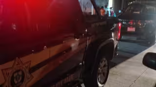Presuntos ladrones reciben golpiza tras ser sorprendidos intentando robar una motocicleta