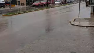 Lluvias regresan en la tarde del viernes a José María Morelos.