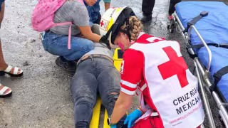 La acompañante del motociclista resultó lesionada y requirió atención médica