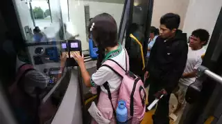 Estudiantes deberán a realizar el cambio de su tarjeta Va y Ven