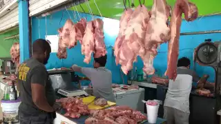 Se dispara el precio de la carne de puerco en Hopelchén;  a 130 pesos el kilo