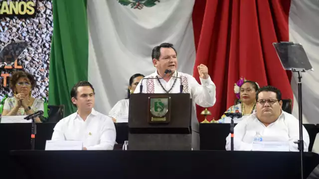 Huacho Díaz Mena resaltó que gobernará  por la Cuarta Transformación