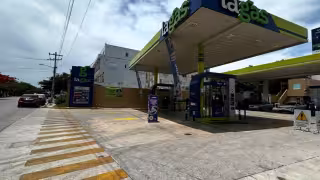 A nivel nacional, en promedio, se desembolsan 23.69 pesos por cada litro de hidrocarburo verde, mientras en Benito Juárez se vende en 25.29, según Profeco