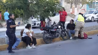 Accidente en colonia Minas deja dos lesionados