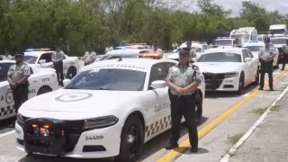En el despliegue participan corporaciones como el Instituto Nacional de Migración, Guardia Nacional, Ángeles Verdes, Bomberos y Protección Civil (tanto estatal como municipal).