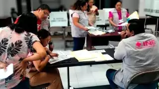 En el ejercicio se trabajó con las boletas y materiales que serán entregados a los votantes