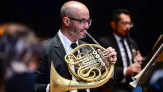 El compositor es corno principal de la Filarmónica de Querétaro.