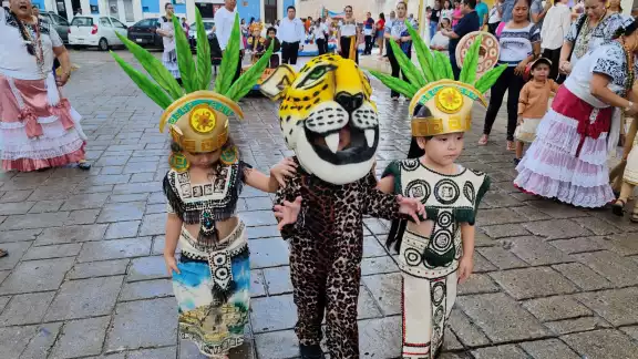 Realizaron  'Desfile de Cierre de Tradiciones'