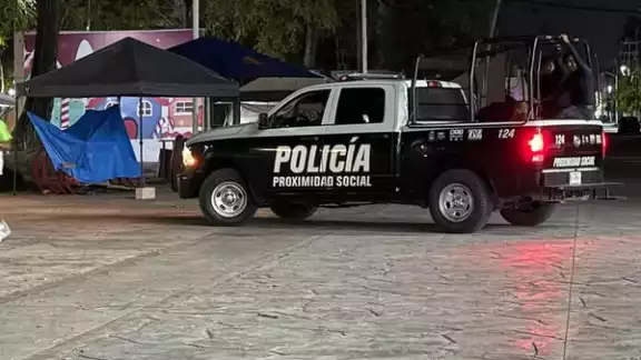 Dos sujetos detenidos por intentar llevarse a un menor Dos sujetos detenidos por intentar llevarse a un menor