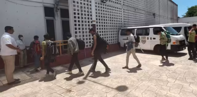 Cada vez más ciudadanos de América Latina, Asia y Europa intentan llegar a EE.UU. por Cancún