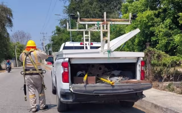 Vecinos denuncian daños en aparatos por fallas eléctricas
