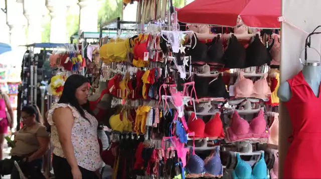 Tradición de fin de año reactiva el comercio de ropa interior en Mérida