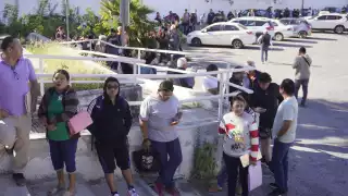 Reemplacamiento de placas 2026 inicia con largas filas y molestia ciudadana en Campeche