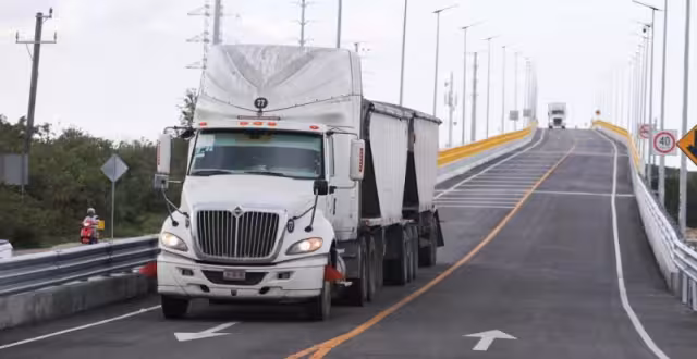 El Distribuidor Vial de Progreso se abrirá al tránsito de unidades pesadas