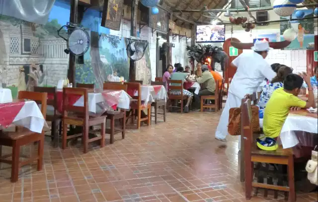 Coparmex alerta: 2 de cada 10 restaurantes en riesgo de cierre definitivo