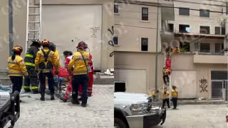 Debido a la inestabilidad del edificio, servicios de emergencia batallaron para bajar al lesionado