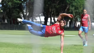 Javier tendrá que esperar unas semanas más para volver a las canchas