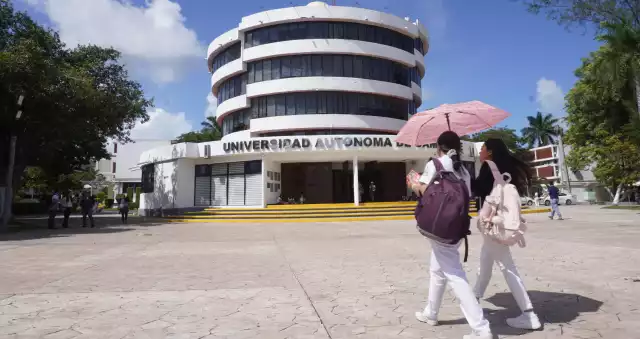 Adjudicaciones directas en la Uacam: 12 casos sin información pública