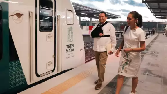 La futura mandataria morenista recordó que Huacho tiene el proyecto Renacimiento Maya, que estará vínculado con la terminal portuaria. La futura mandataria morenista recordó que Huacho tiene el proyecto Renacimiento Maya, que estará vínculado con la terminal portuaria.