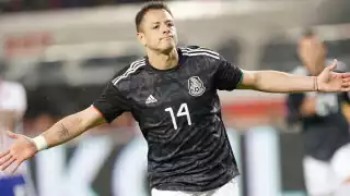 David Faitelson arremete en contra del 'Chicharito' Hernández y lo llama estorbo
