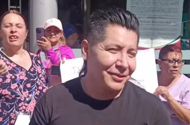 Mr. Doctor se presenta ante juzgado por denuncia de Maryfer Centeno.