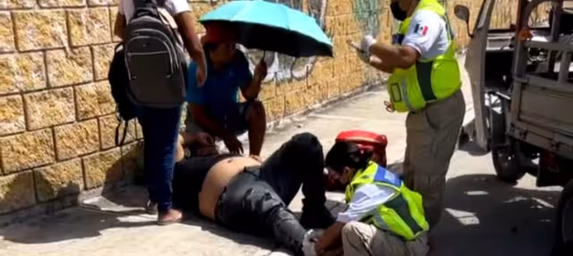 El hombre se negó a ir al hospital para que su motocicleta no sea llevada al corralón