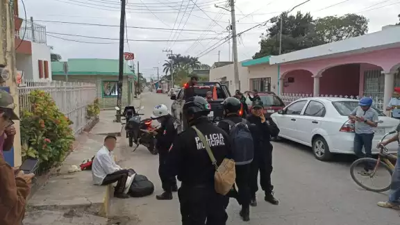 La pareja de una tizimileña acabó en la cárcel por agredir a un músico que la acosó La pareja de una tizimileña acabó en la cárcel por agredir a un músico que la acosó