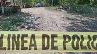 Fue en un camino de terracería donde los habitantes dieron con la bolsa, la cual abrieron encontrándose con el cuerpo