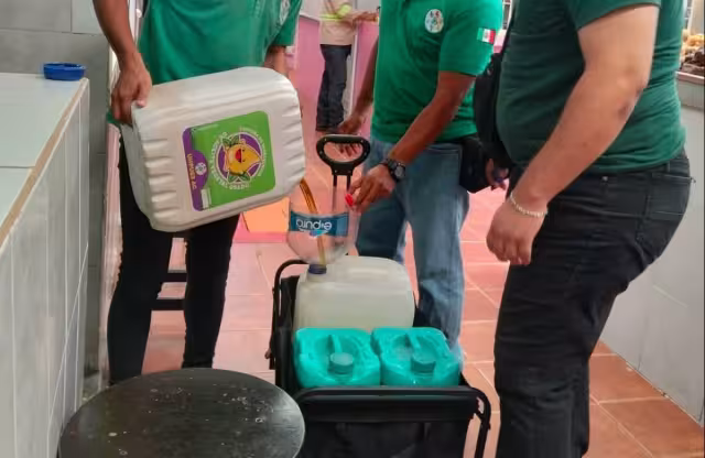 Campaña ambiental evita contaminación de agua y suelo