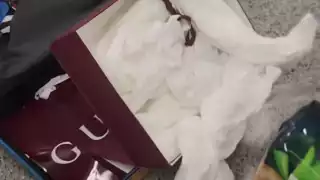 Cubano denuncia robo en aeropuerto de Cancún; le abrieron la maleta