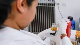 DENUNCIAN PACIENTES DEL CLIDDA FALTA DE PERSONAL MÉDICO. LOS AGRAVIADOS SON CITADOS, PERO SON RETIRADOS DE INMEDIATO.