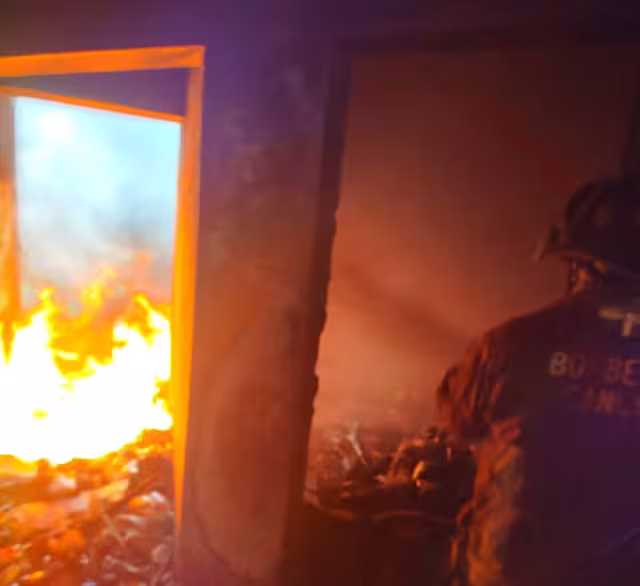 En el lugar solo se registraron daños materiales, más no personas lesionadas