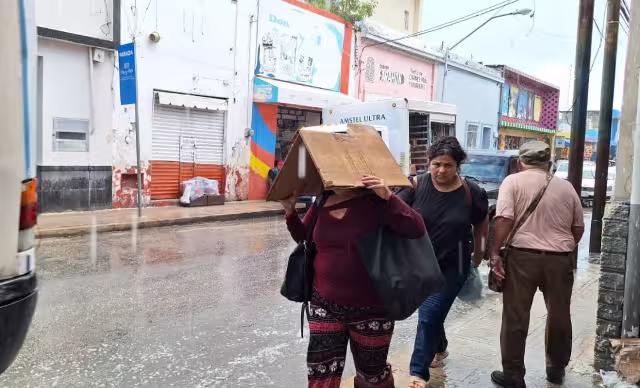 Los chubascos se reportaron en Río Lagartos, San Felipe, Tizimín, Valladolid, Chemax y Mérida.