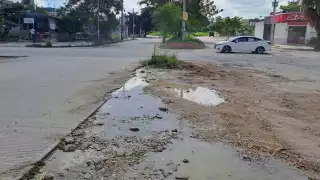  Reportan más de 10 fugas de agua en el fraccionamiento Haciendas del Caribe de Cancún 