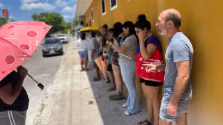 Vecinos de la colonia Nueva Mayapán solicitan el cambio de un transformador