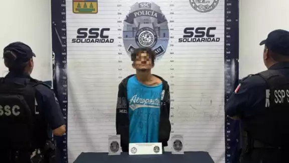 El hombre incluso atacó físicamente a uno de los elementos