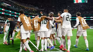 El Tri celebrando el segundo tanto