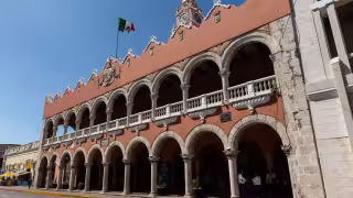 Usan nombre del Ayuntamiento de Mérida para promocionar falsa subasta de camionetas