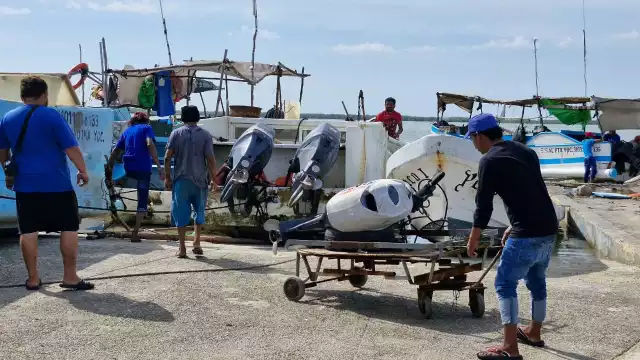 El mal tiempo ha evitado que los pescadores trabajen de forma normal, afectando su economía