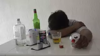 Redes sociales y el sentido de pertenencia influyen en jóvenes de Yucatán para el consumo de alcohol