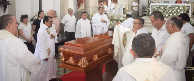 El monseñor era rector de la Universidad de Santa Lucía de Mérida