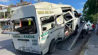Presunta falla de semáforos causa fuerte accidente en Cancún; reportan al menos ocho lesionados