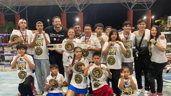 El equipo de Cozumel se declaró campeón de los Guantes Dorados 2024. El equipo de Cozumel se declaró campeón de los Guantes Dorados 2024.
