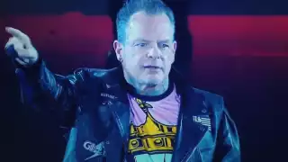 El Vampiro dice adiós a los encordados