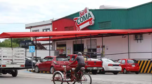 Ajustes económicos frenan compras en la Central de Abastos de Mérida