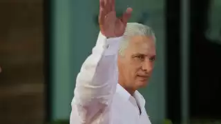 Miguel Díaz-Canel arribó a México este domingo