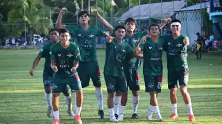 Ejidatarios Bonfil ganaron el clásico joven 3-0 ante el Atlético Quintanarroense