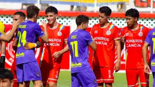 Pioneros de Cancún obtienen su primera victoria de la temporada