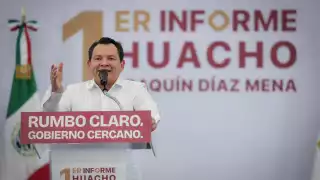 Joaquín Díaz Mena destaca un gobierno humanista, cercano a la gente, con inversión y obra social