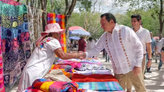 Impulsan mejores condiciones para artesanas y artesanos en Chichén Itzá
